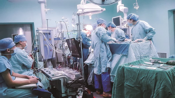 42.全神貫注--體外循環(huán)下心臟瓣膜置換手術(shù)配合.jpg 42.全神貫注--體外循環(huán)下心臟瓣膜置換手術(shù)配合.jpg