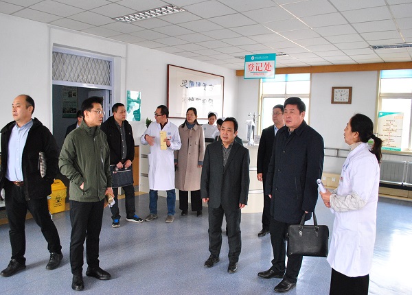 在體檢中心調(diào)研.JPG