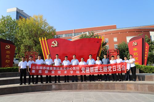 簽約2.jpg 簽約2.jpg