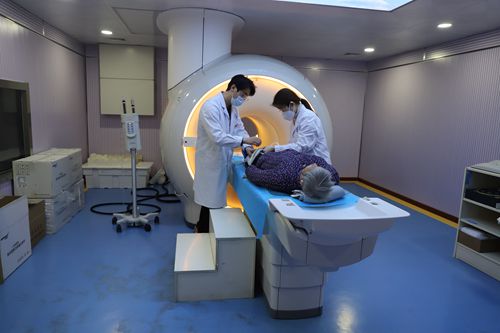 IMG_9000.JPG IMG_9000.JPG