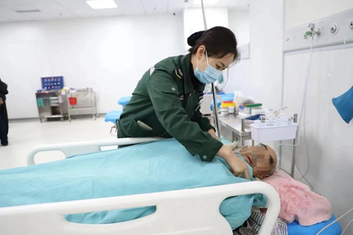 劉娜-萊蕪中心醫(yī)院,_副本.jpg 劉娜-萊蕪中心醫(yī)院,_副本.jpg