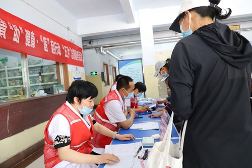 IMG_9703.JPG IMG_9703.JPG